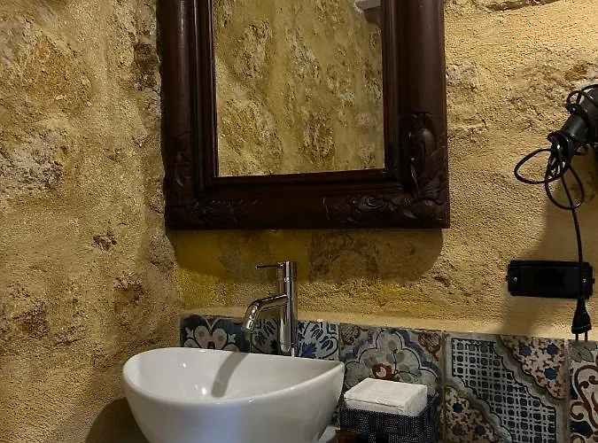 Experience Museum Hotel 3*